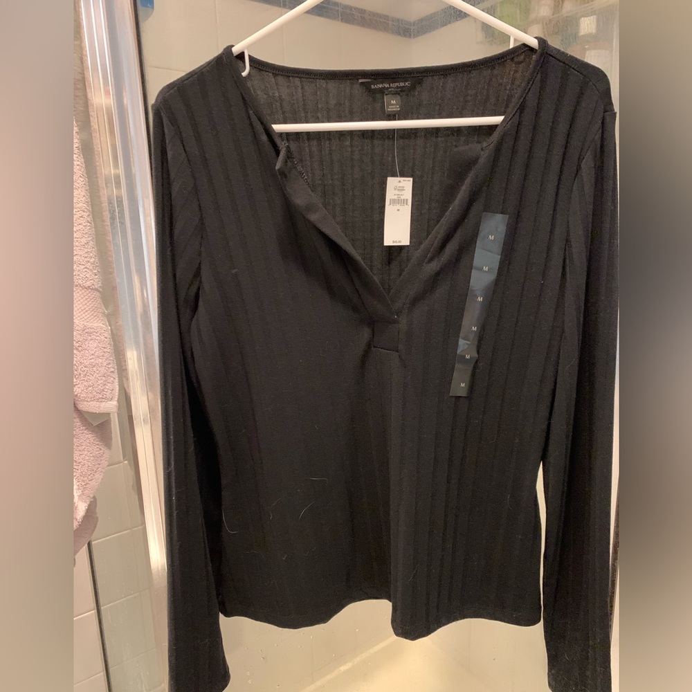 Banana Republic notch neck shirt